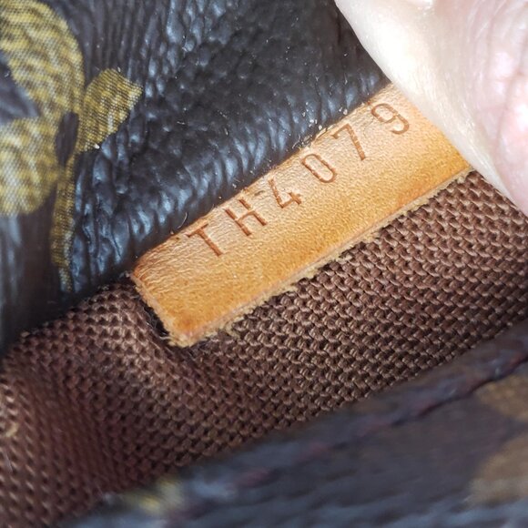 Louis Vuitton Monogram Totally MM Tote Bag lux808-101725 - Picture 14 of 16